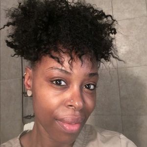 Meet your Posher, Taronza